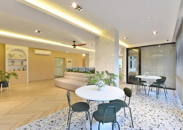 V32 Hotel Bangkok